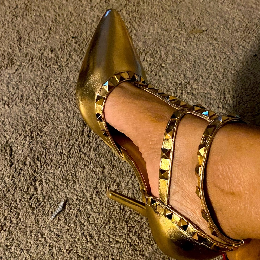 Rose gold never worn